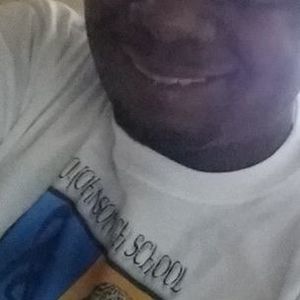 Meet your Posher, Derrick